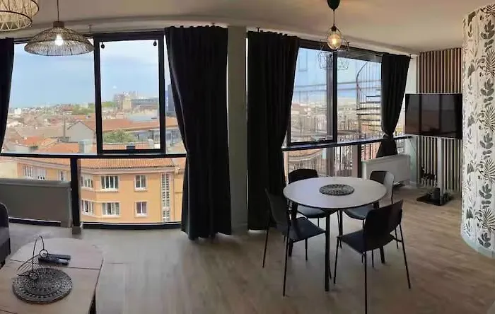 Appartement écrin Vitré En Plein *